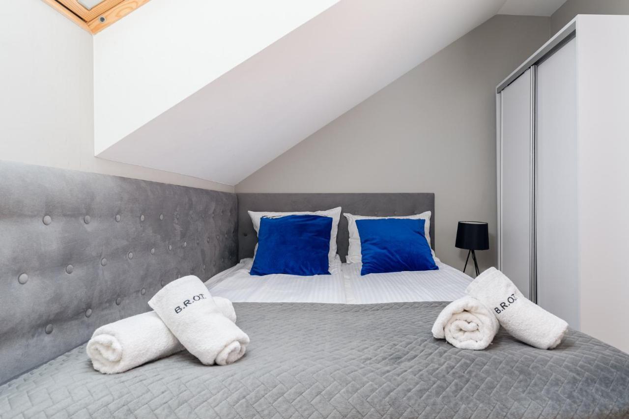 Saint Florian'S Suites - Old Town Luxury Apartments - By Upstairs Kraków Eksteriør billede