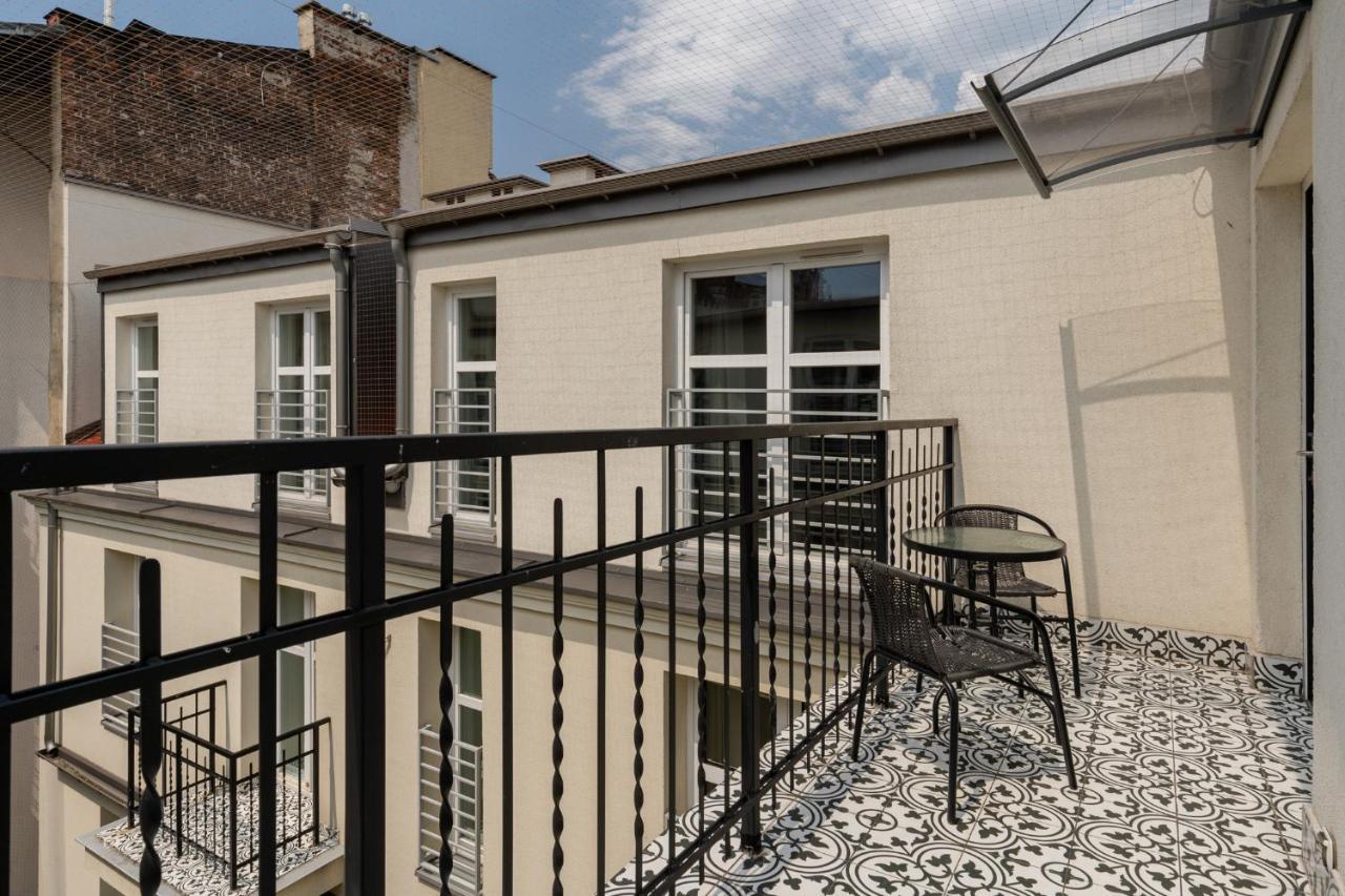 Saint Florian'S Suites - Old Town Luxury Apartments - By Upstairs Kraków Eksteriør billede