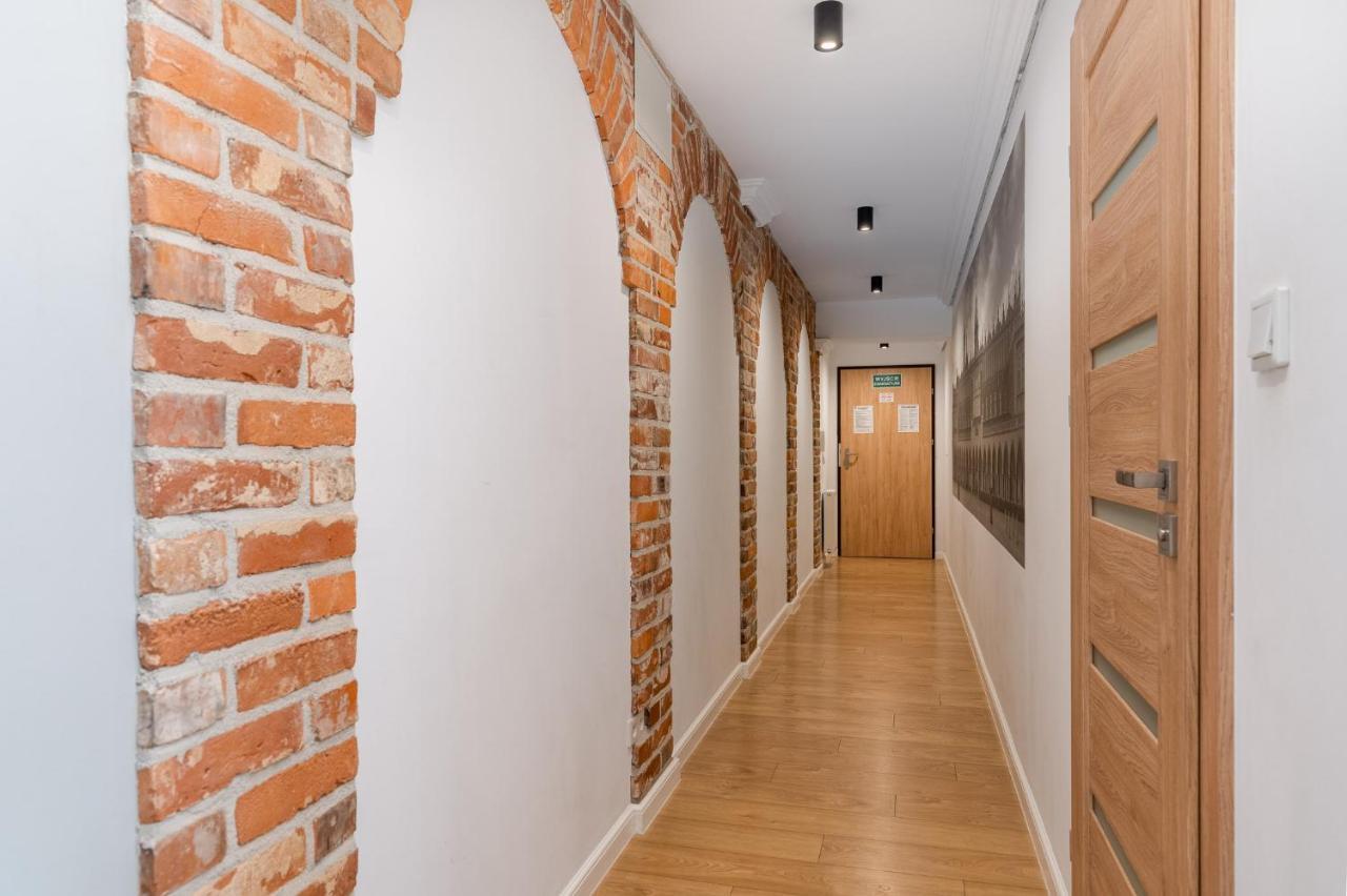 Saint Florian'S Suites - Old Town Luxury Apartments - By Upstairs Kraków Eksteriør billede