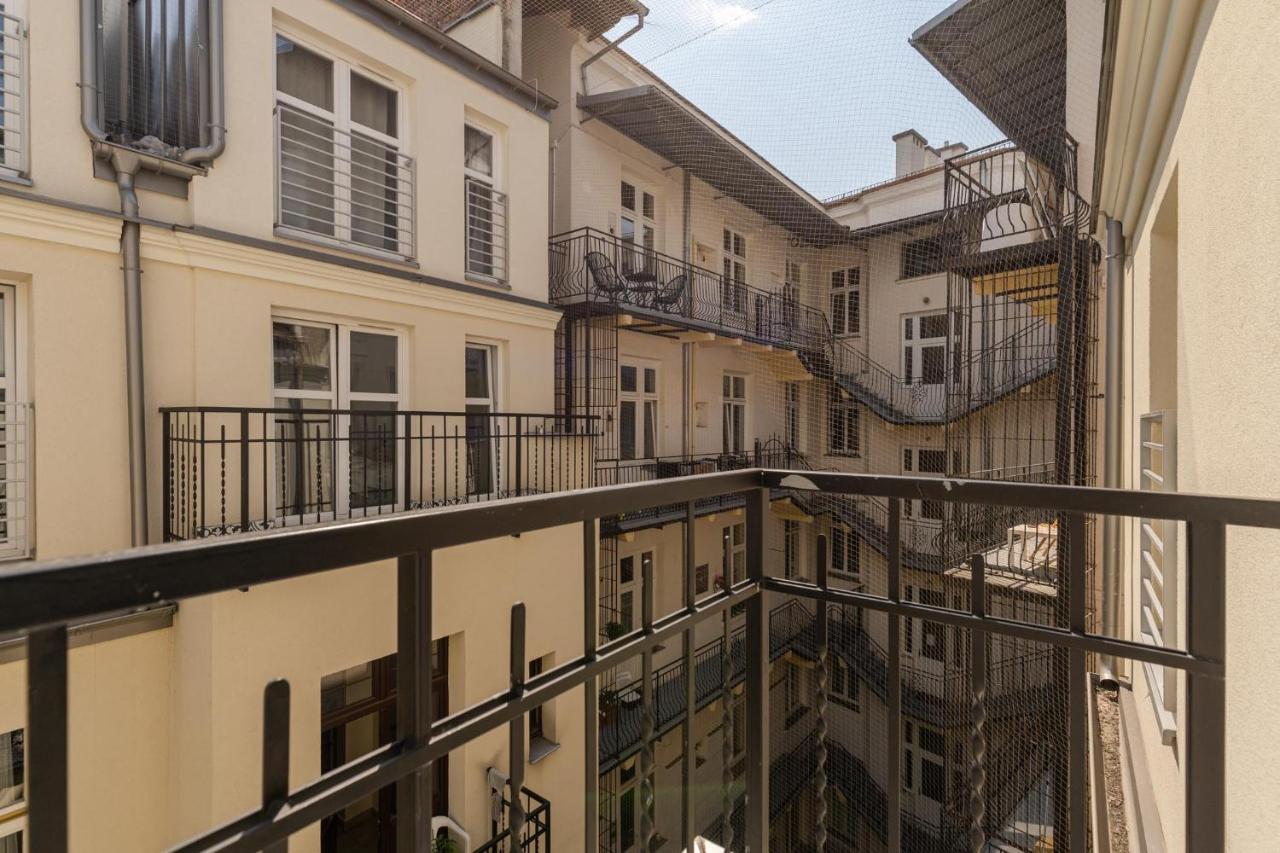 Saint Florian'S Suites - Old Town Luxury Apartments - By Upstairs Kraków Eksteriør billede